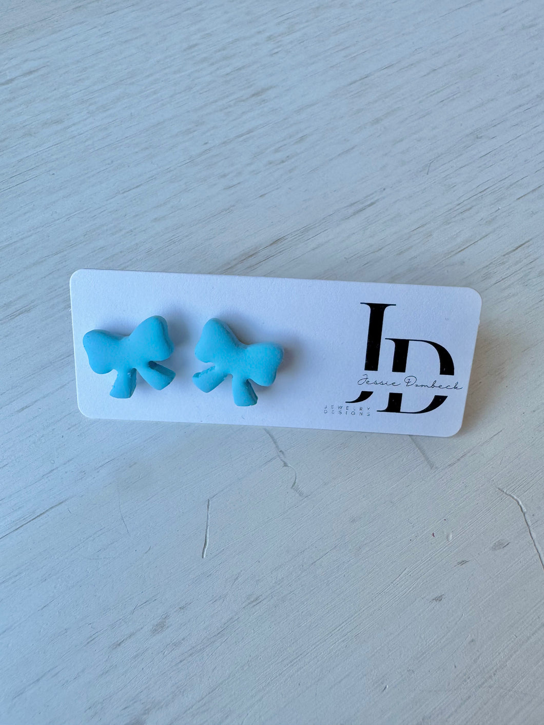 Provincial Bow Studs